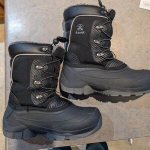 Kamik Black Insulated Snow Boots